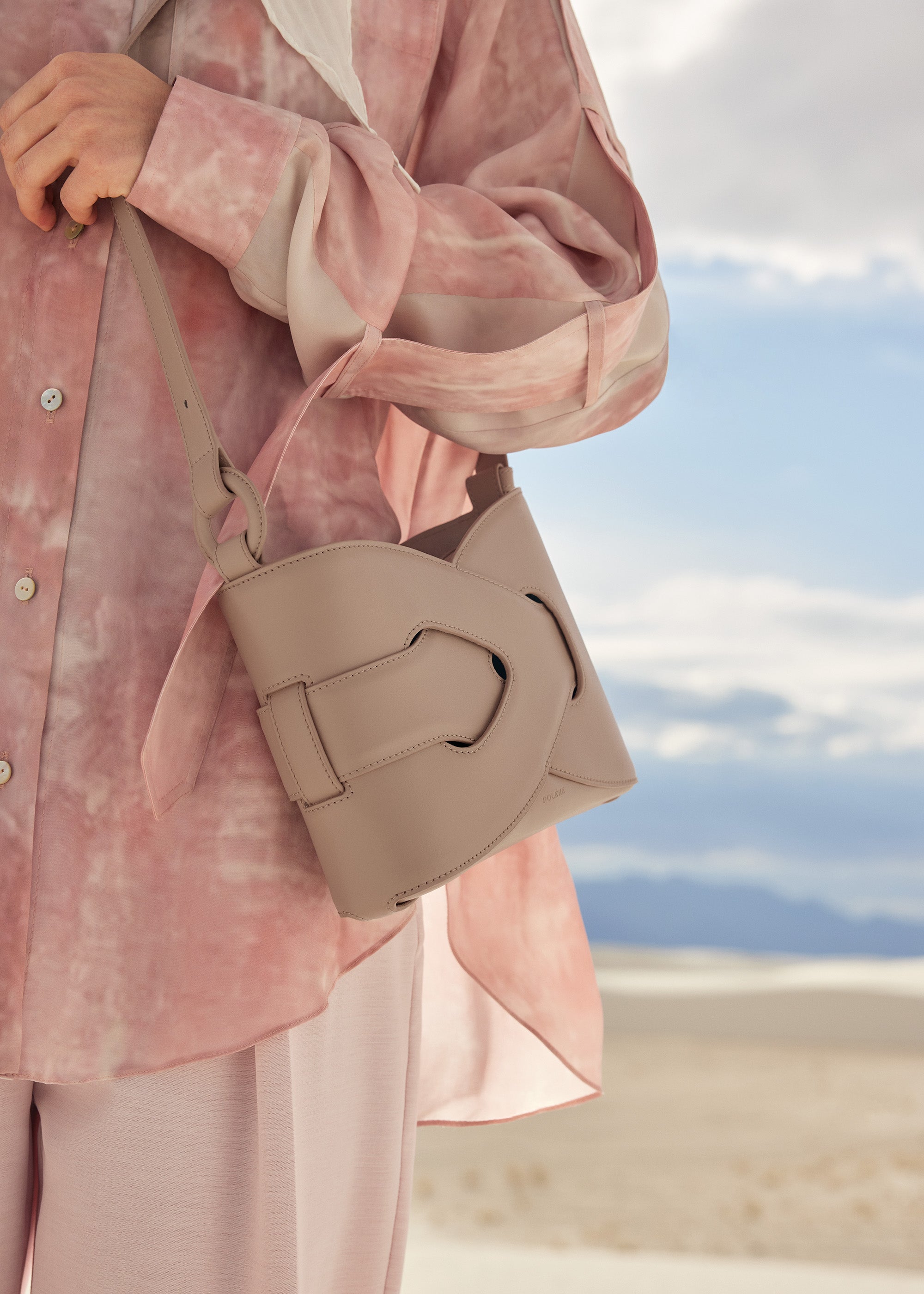 Nodde - Taupe Glattes Leder